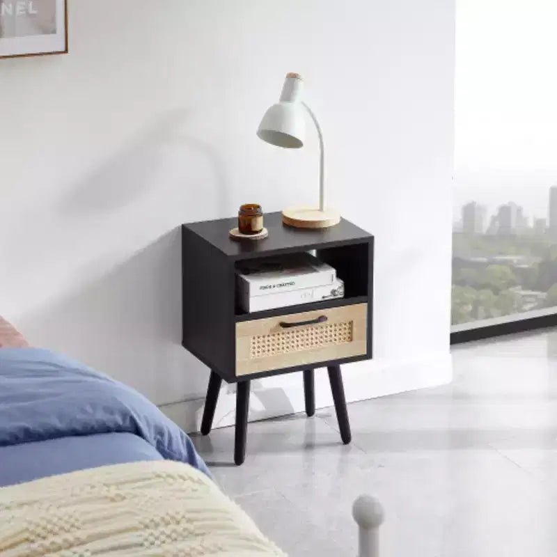 Table d'appoint en rotin avec tiroir et pieds en bois massif – Noir
