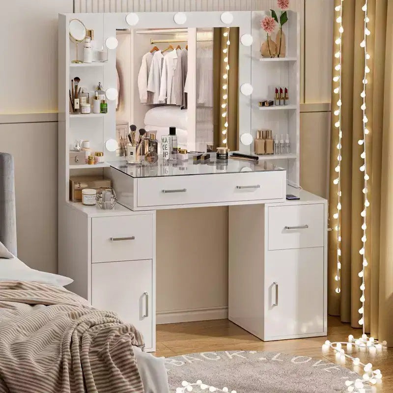 Coiffeuse lumineuse avec miroir, plateau en verre, tiroirs et station de charge