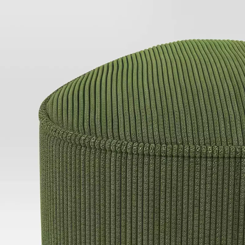 Pouf en velours côtelé triangulaire - Room Essentials